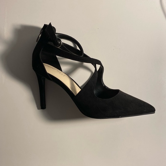 Nine West Black Heels - Picture 3 of 5